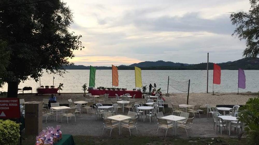 The Orient Star Resort Lumut Exterior photo
