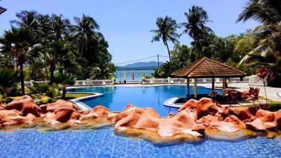 The Orient Star Resort Lumut Exterior photo