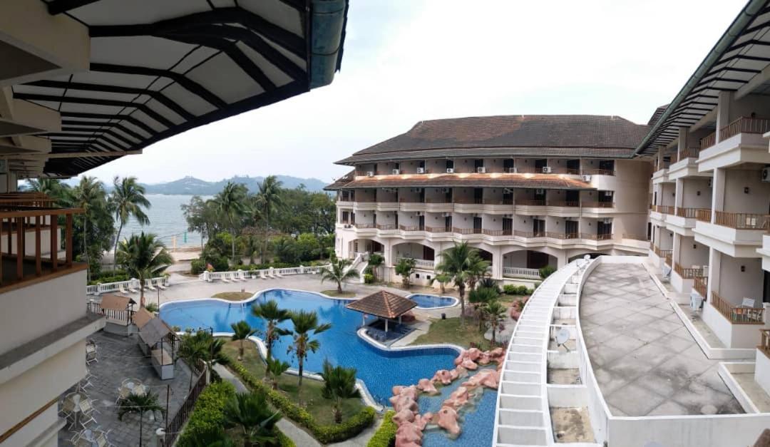 The Orient Star Resort Lumut Exterior photo